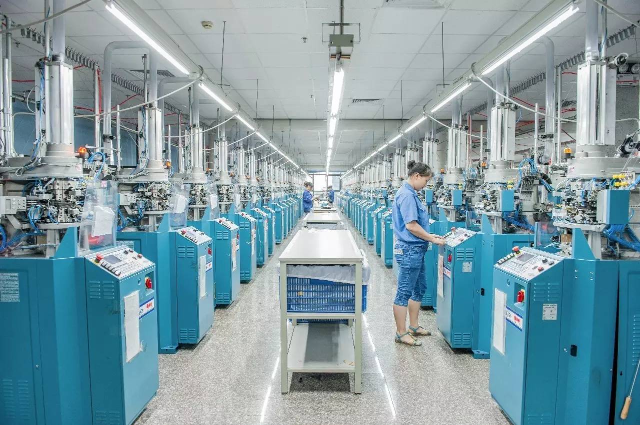 二十载匠心铸就，萧山龙头上市企业感恩回馈，专业技术服务普惠大众